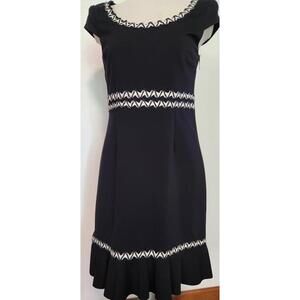 Betsey Johnson Black Cap Sleeve Coquette White Accent Business Casual Dress Sz 8